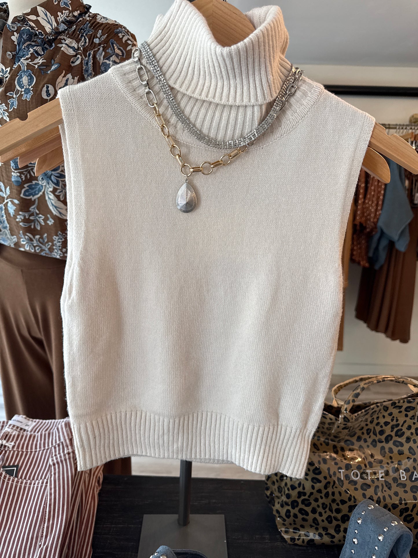 Jema Sleeveless Turtle Neck