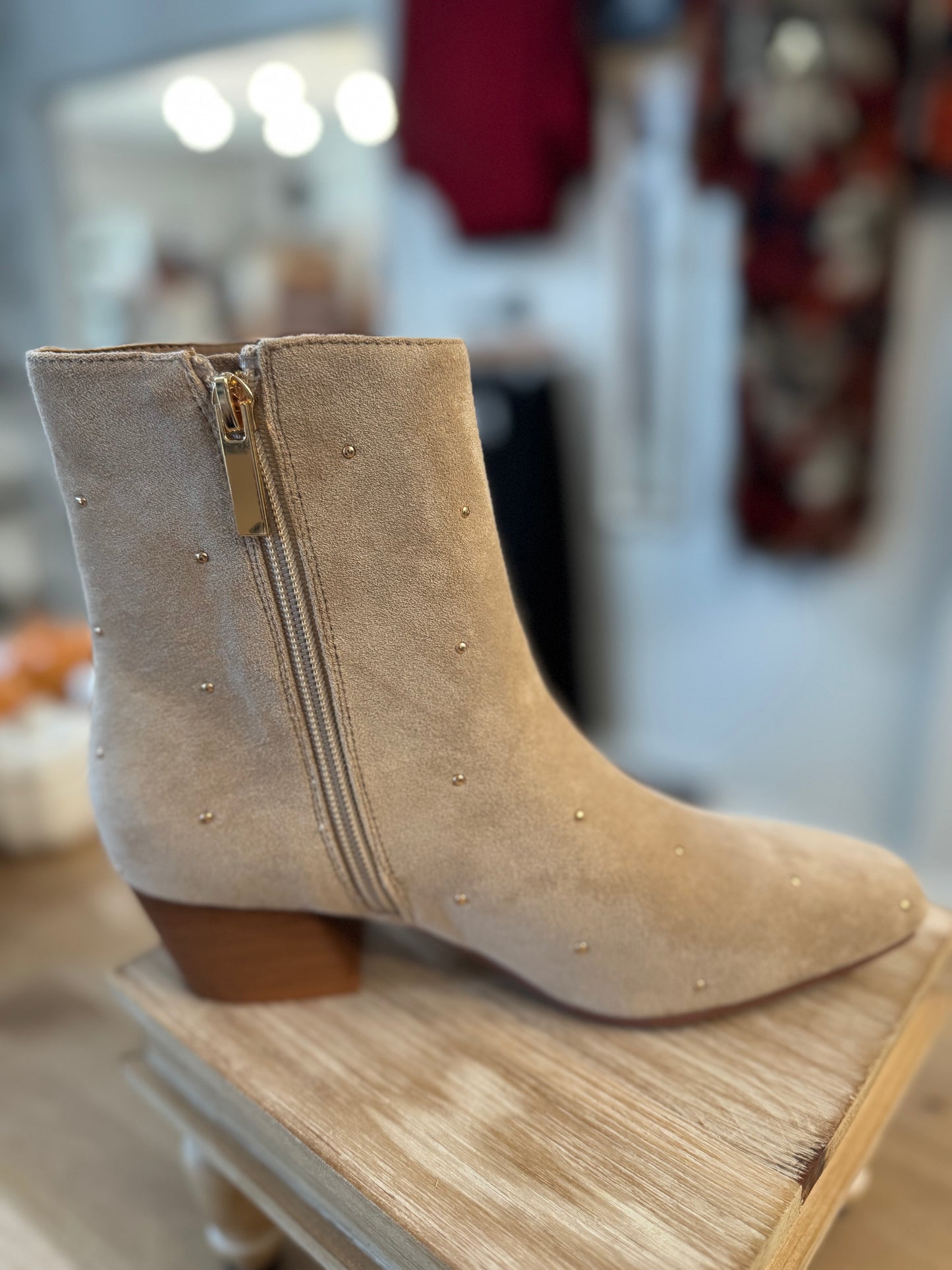 Corkys Such A Tease, Sand Faux Suede