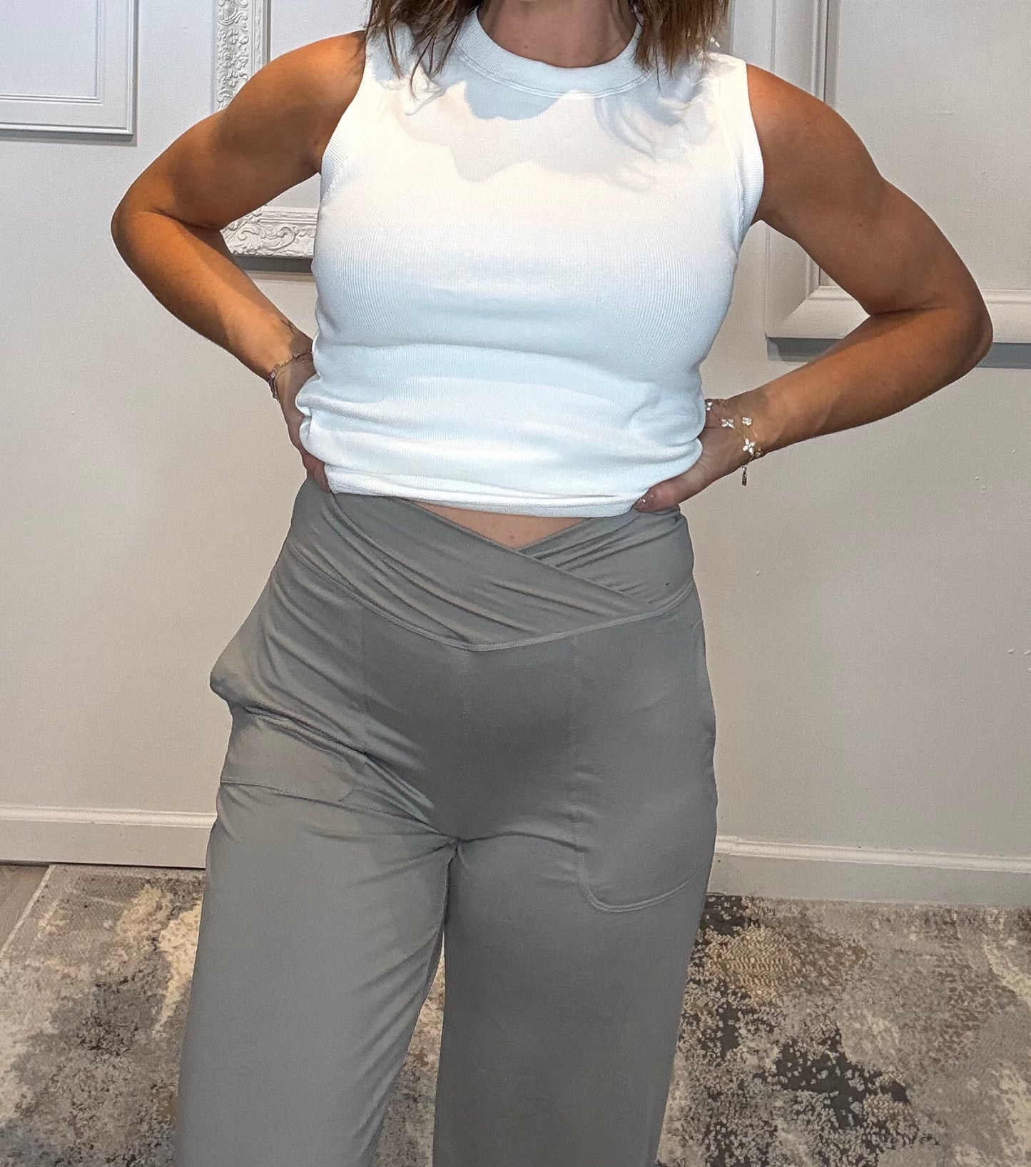 Recycled Butter V Waist Wide Pant