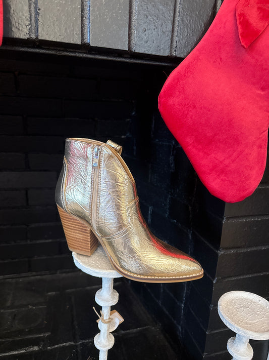 Corkys Bar Hoppin, Gold Wrinkle