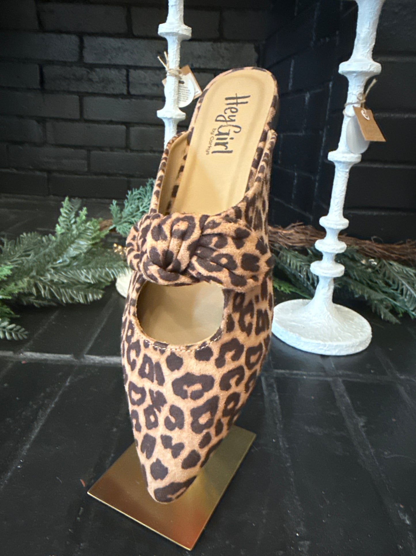 Corkys Knotty But Nice - Leopard