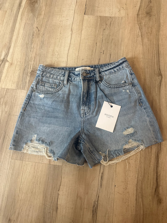 Finn Short- Hidden