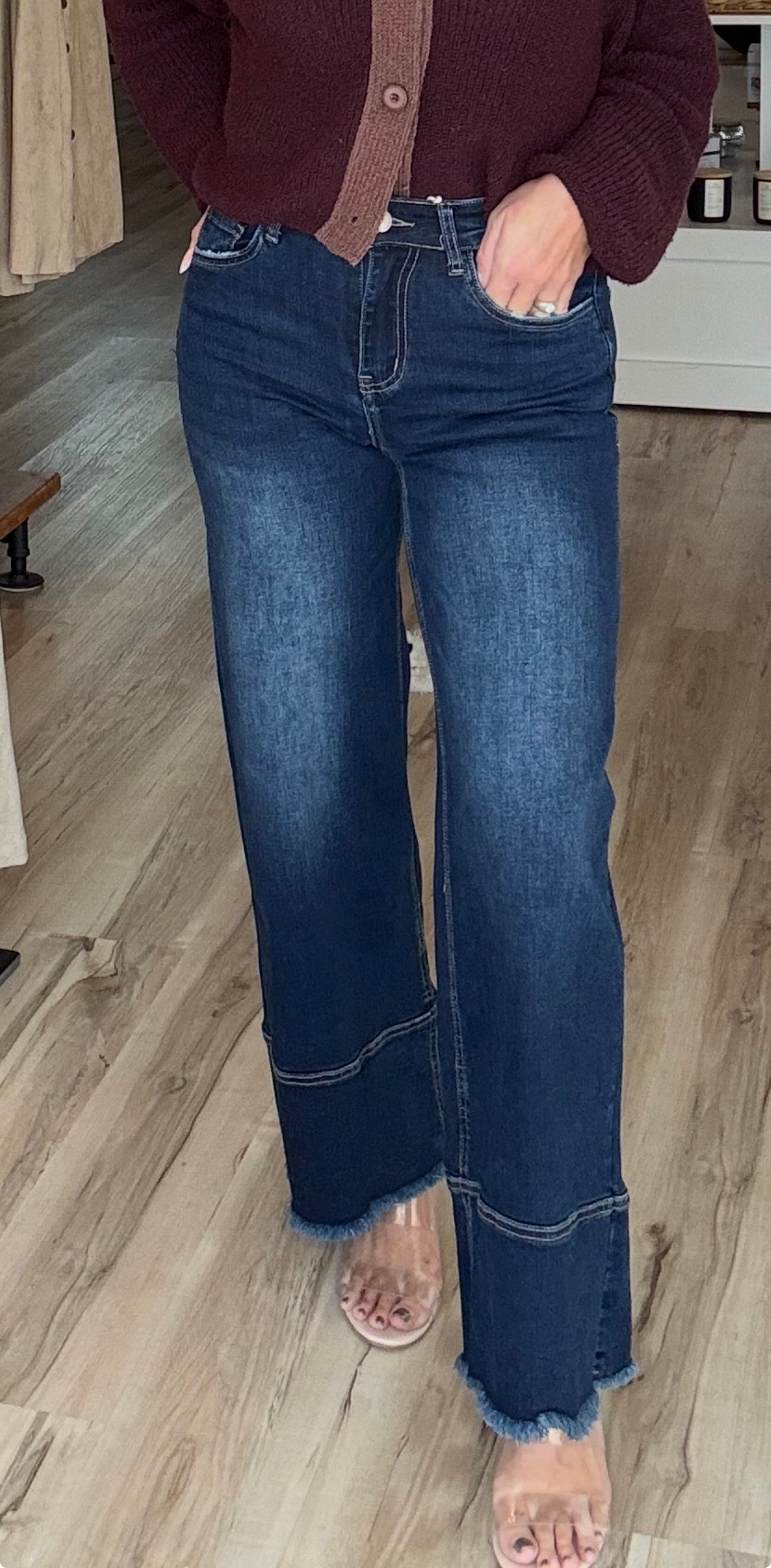 Everstretch Wide Leg with Raw Wide Hem