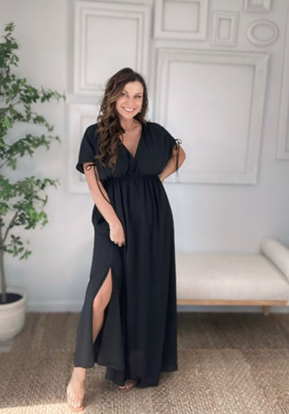 SHORT SLEEVE V-NECK MAXI DRESS