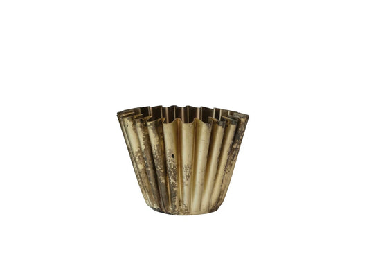 Fluted Metal Planter, Brass Finish