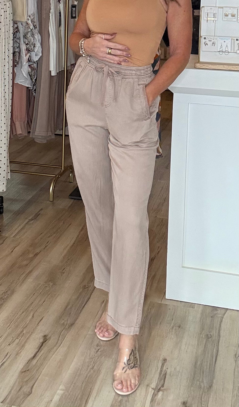 Tencel Blend Tapered Pants