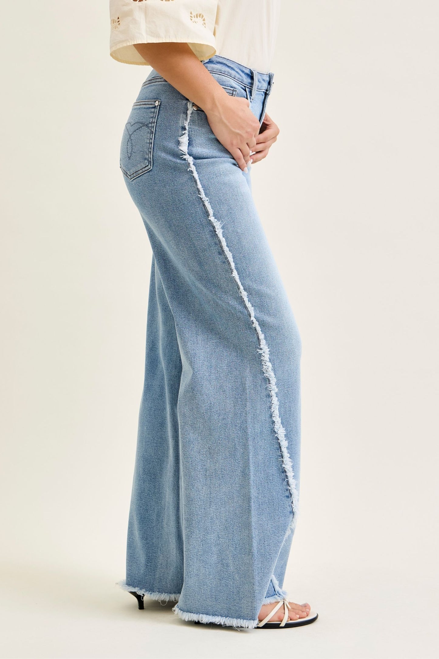 Judy Blue HW Retro Wide w/ Raw Twisted Outseam