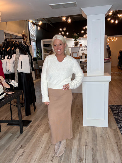 Soft Yarn Collared Sweater