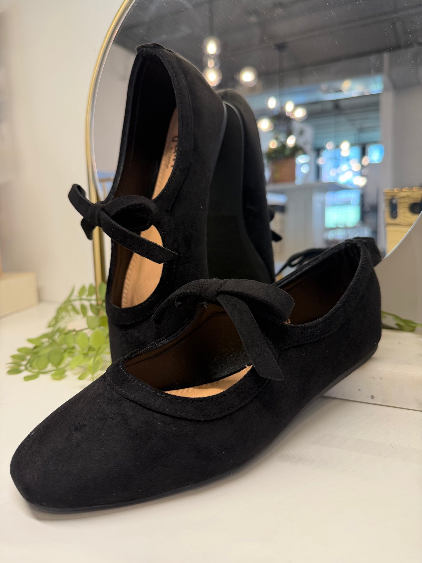 Corkys Layover, Black