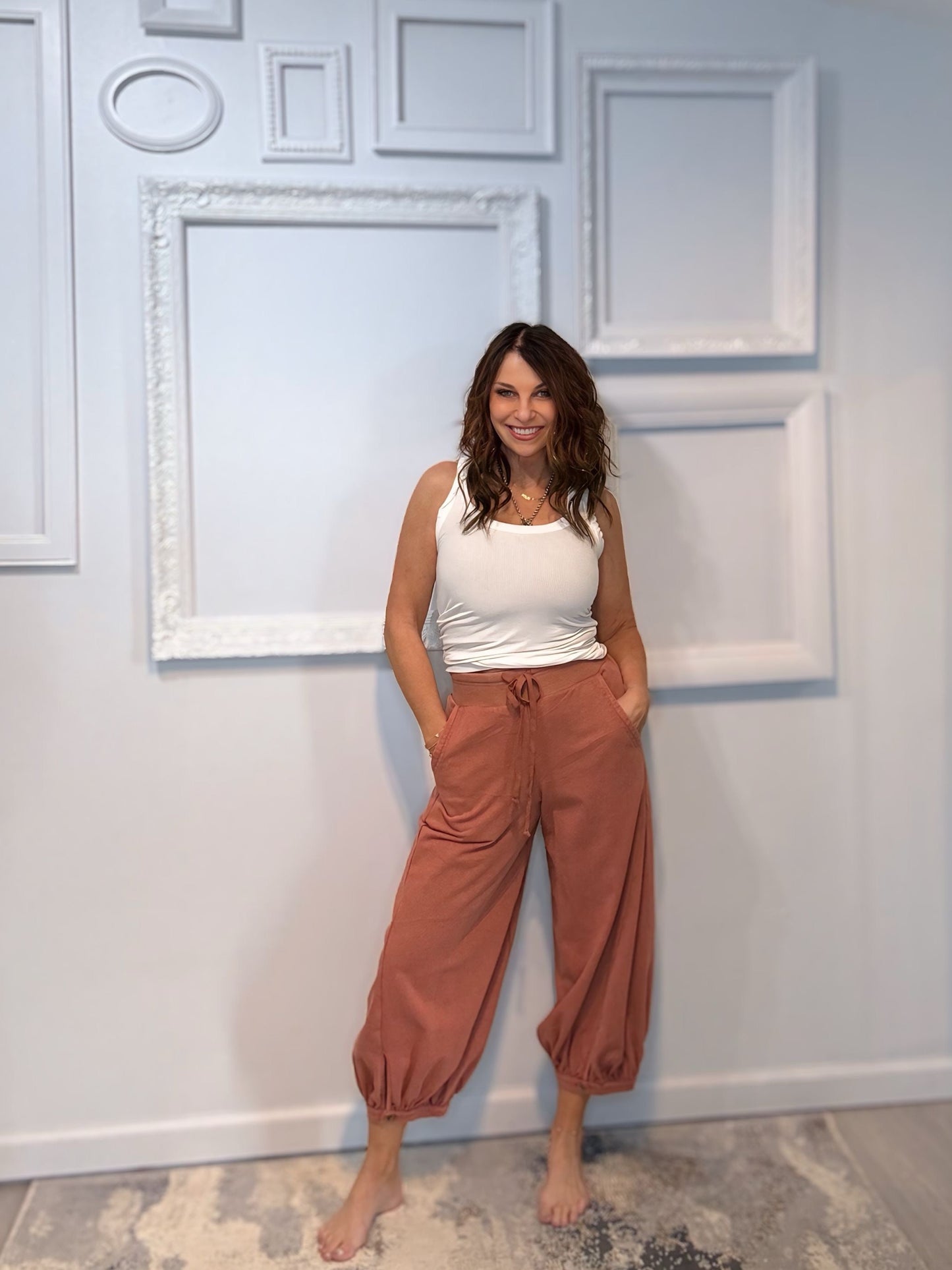 Acid Washed Capri Length Bubble Pants