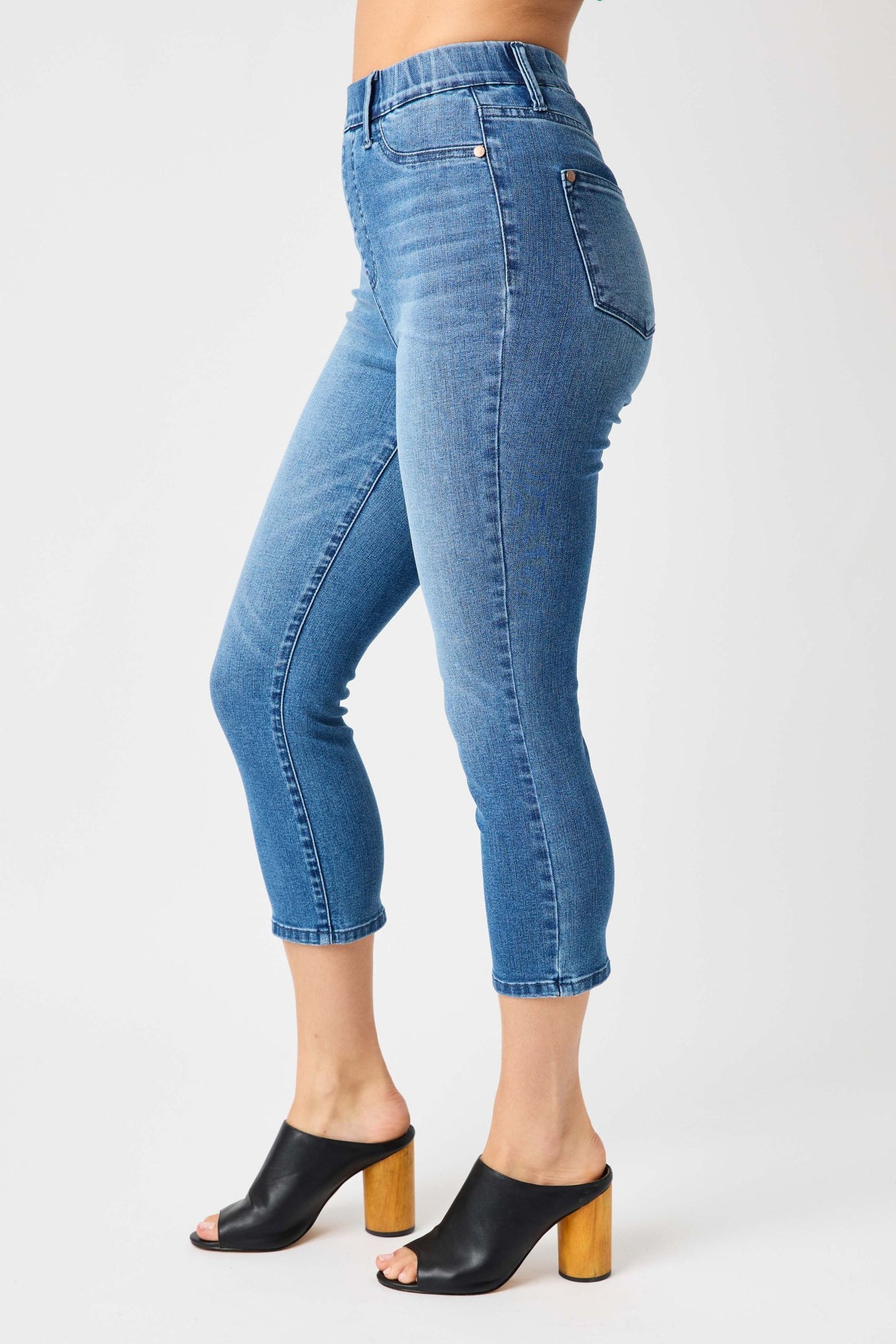 High Waist Cool Denim Pull On Capri, Judy Blue - GirlFriends Boutique