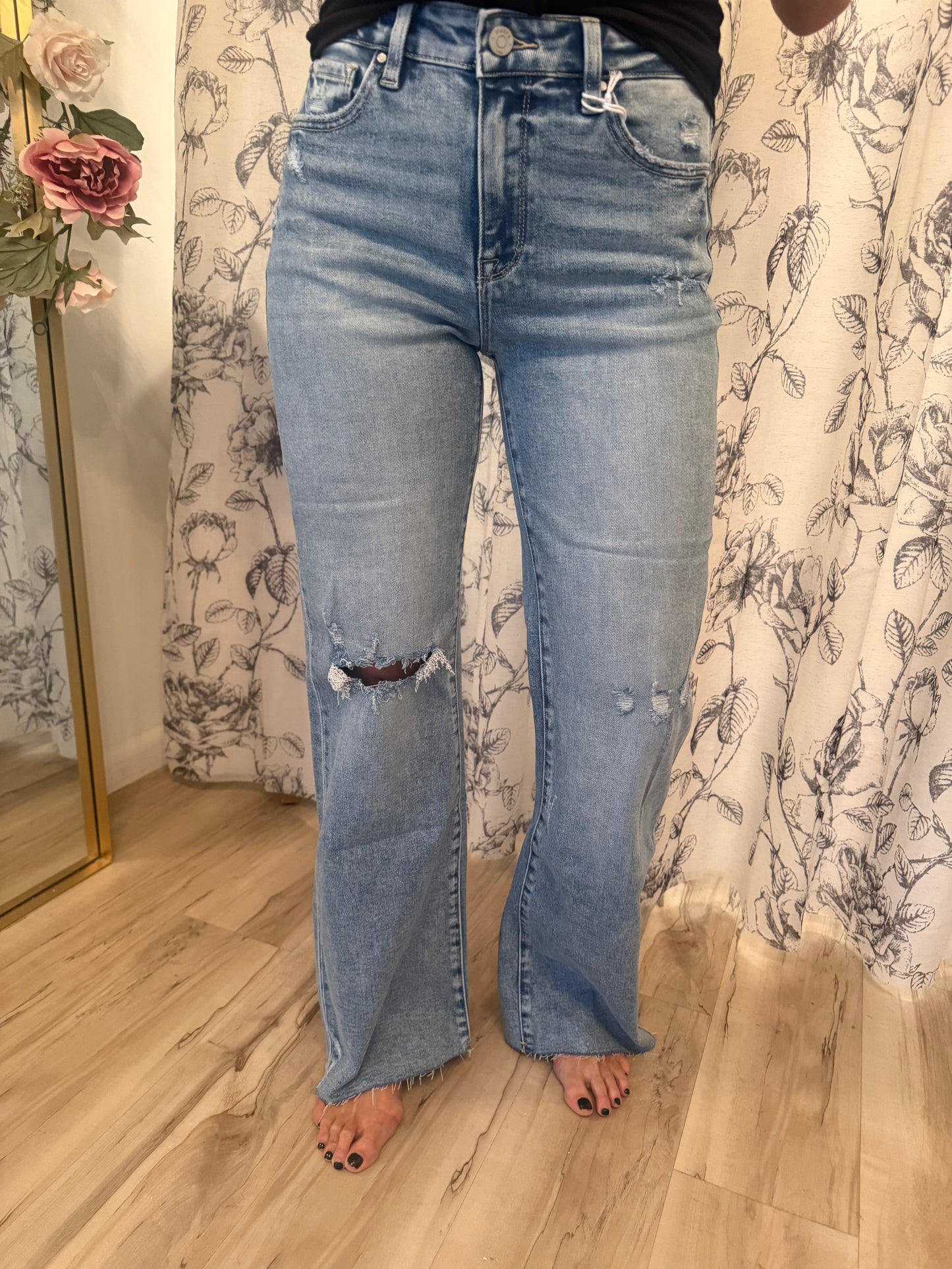 LM High Rise Stretch Vintage Flare w/ Raw Hem Jeans
