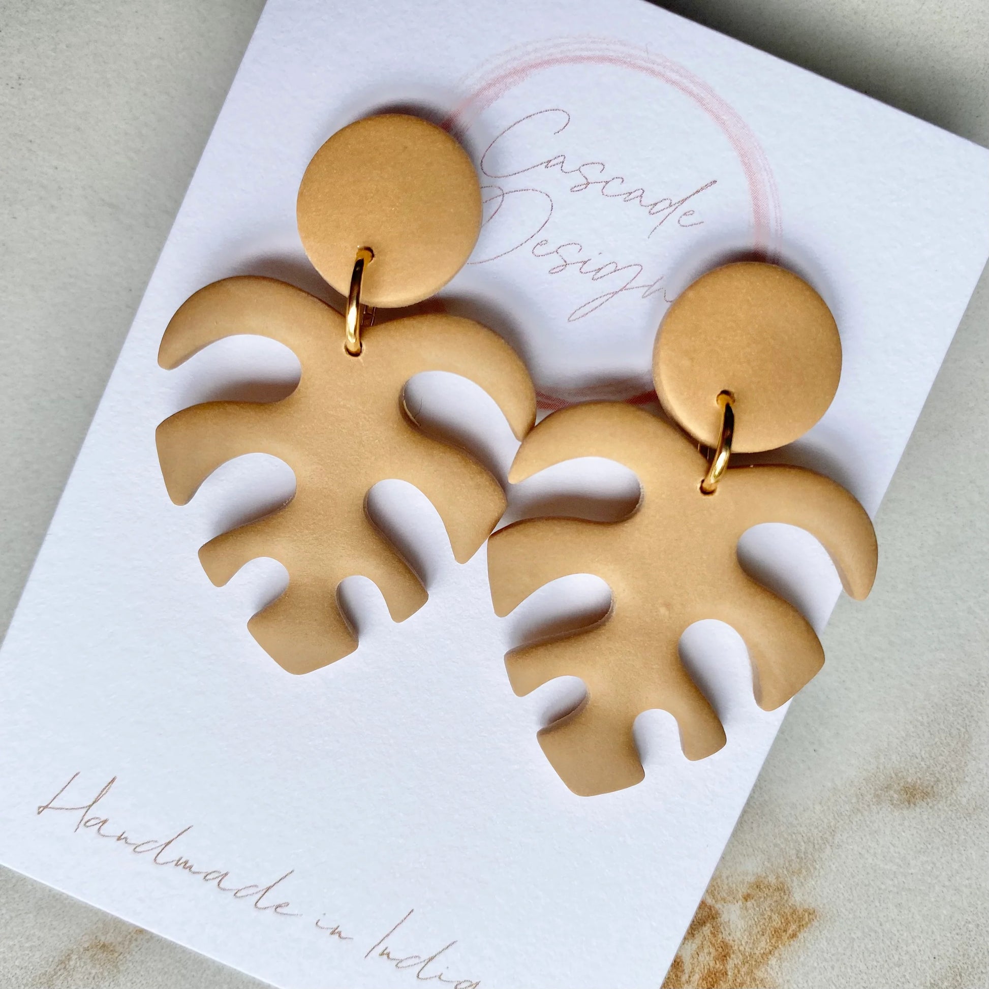 The Colby | Tropical Leaf Clay Earrings - GirlFriends Boutique