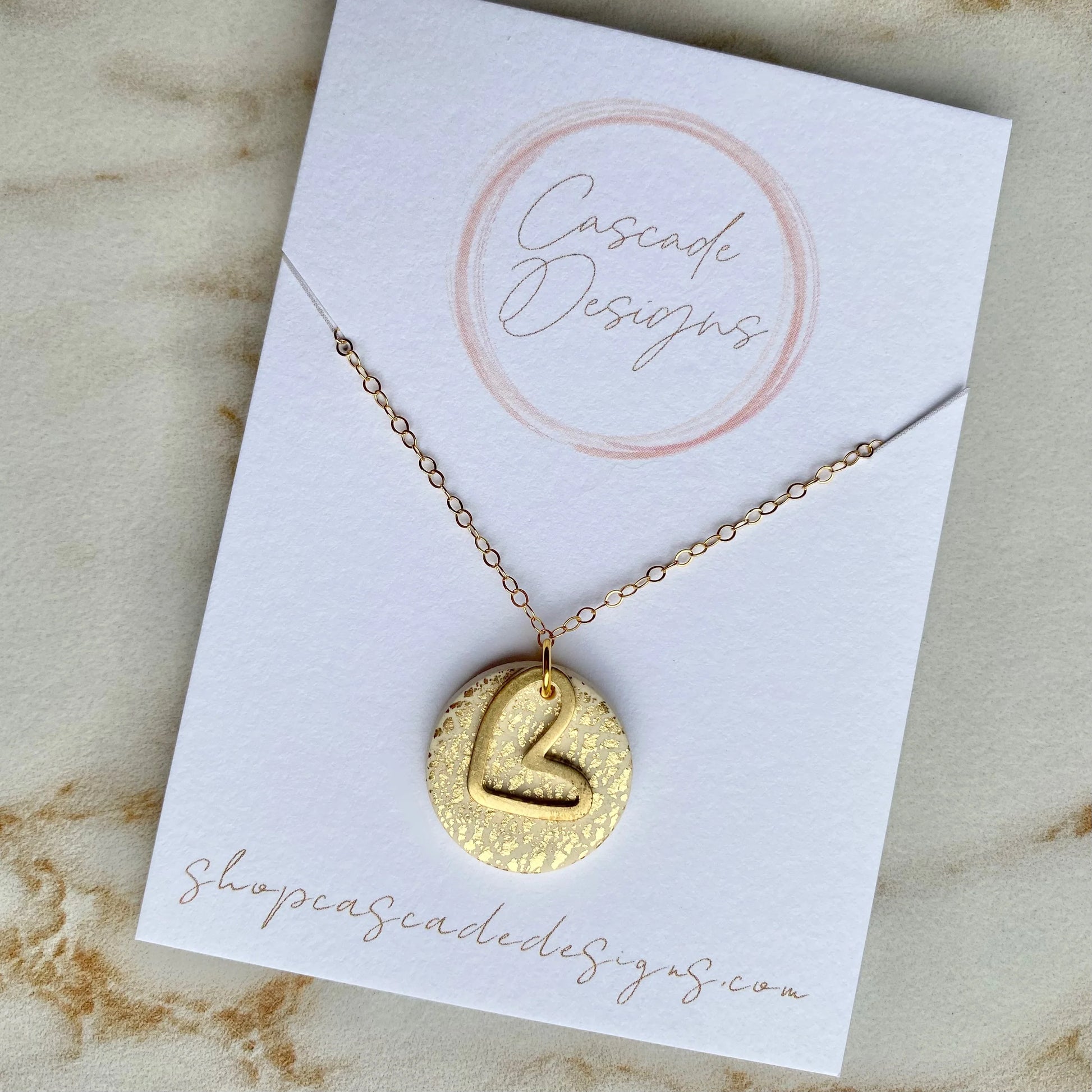 The Gold Amor | Round Heart Clay Necklace - GirlFriends Boutique