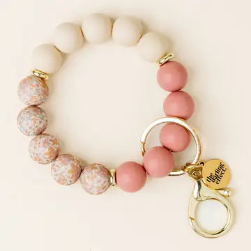 Hands–Free Keychain Wristlet