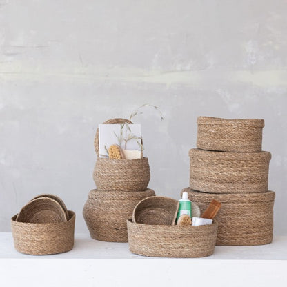 Oval Hand-Woven Seagrass Basket with Lid, Natural