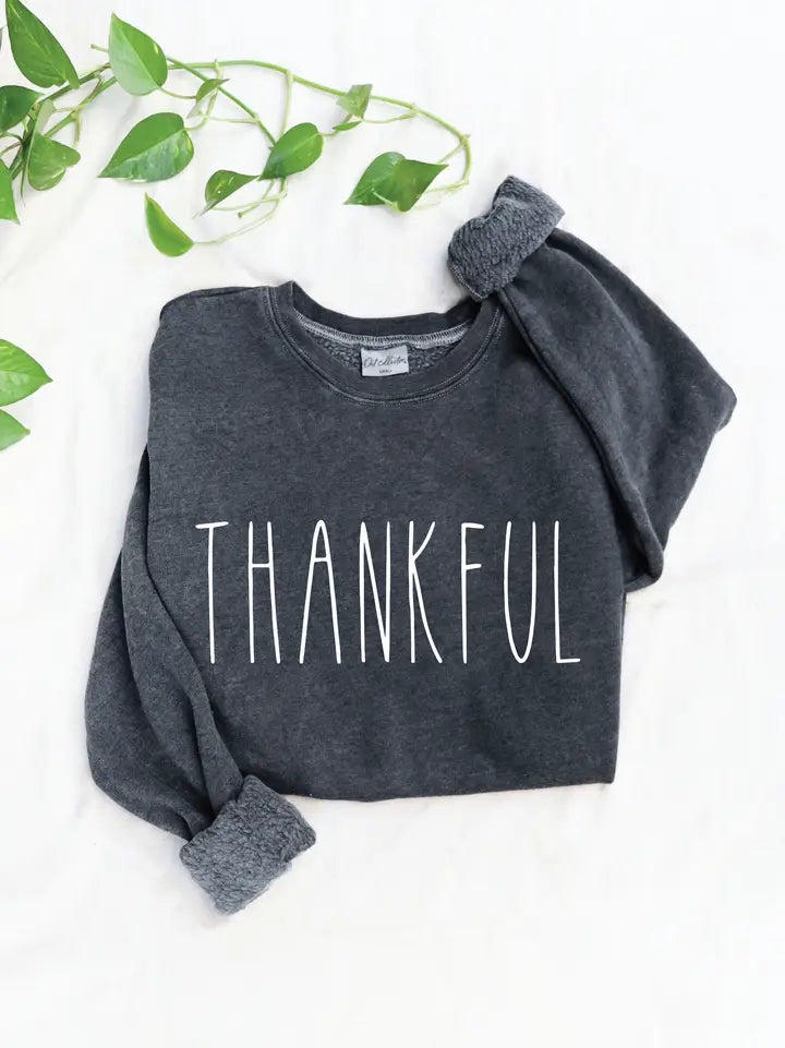 Thankful Graphic Sweatshirt